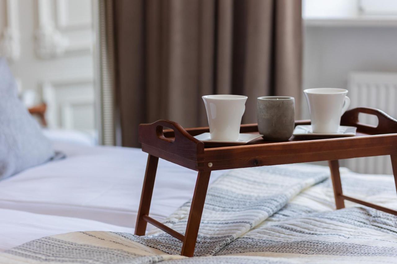 Apartment Strzelecka Old Town Cracow By Renters Prestige Krakow Bagian luar foto