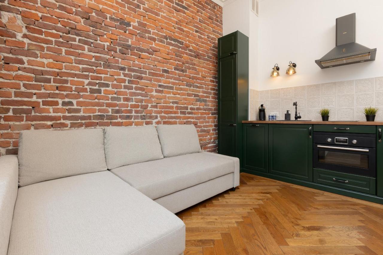 Apartment Strzelecka Old Town Cracow By Renters Prestige Krakow Bagian luar foto