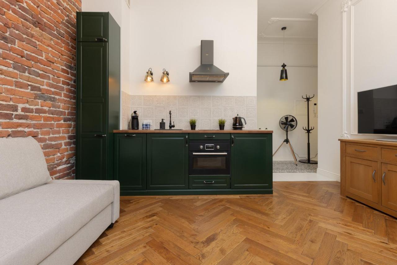 Apartment Strzelecka Old Town Cracow By Renters Prestige Krakow Bagian luar foto